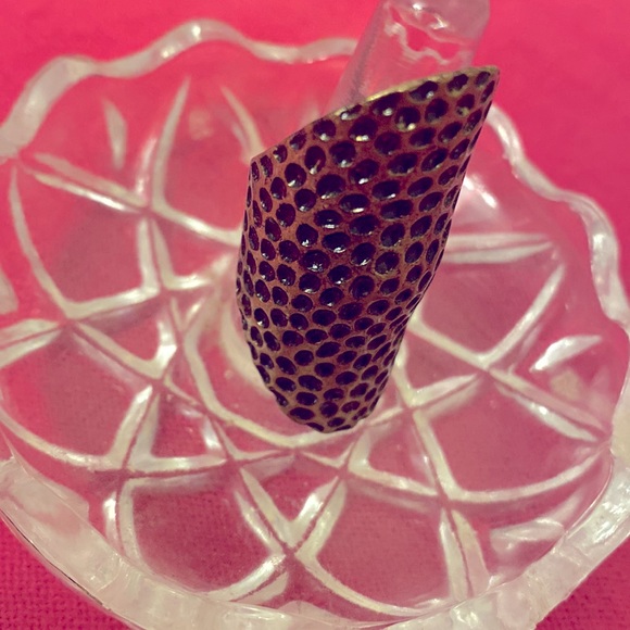 🆕 Hammered Knuckle Ring - Picture 10 of 16